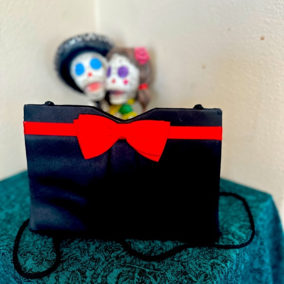 Balenciaga - Picture 2 of 5